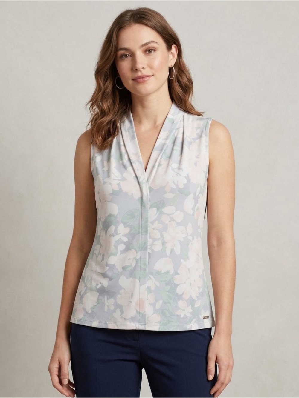 Calvin Klein Sleeveless V-Neck Blouse Tank Top Medium Light Gray Floral Print